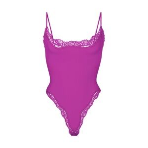 SKIMS Fits Everybody Fushia Lace Trim Bodysuit